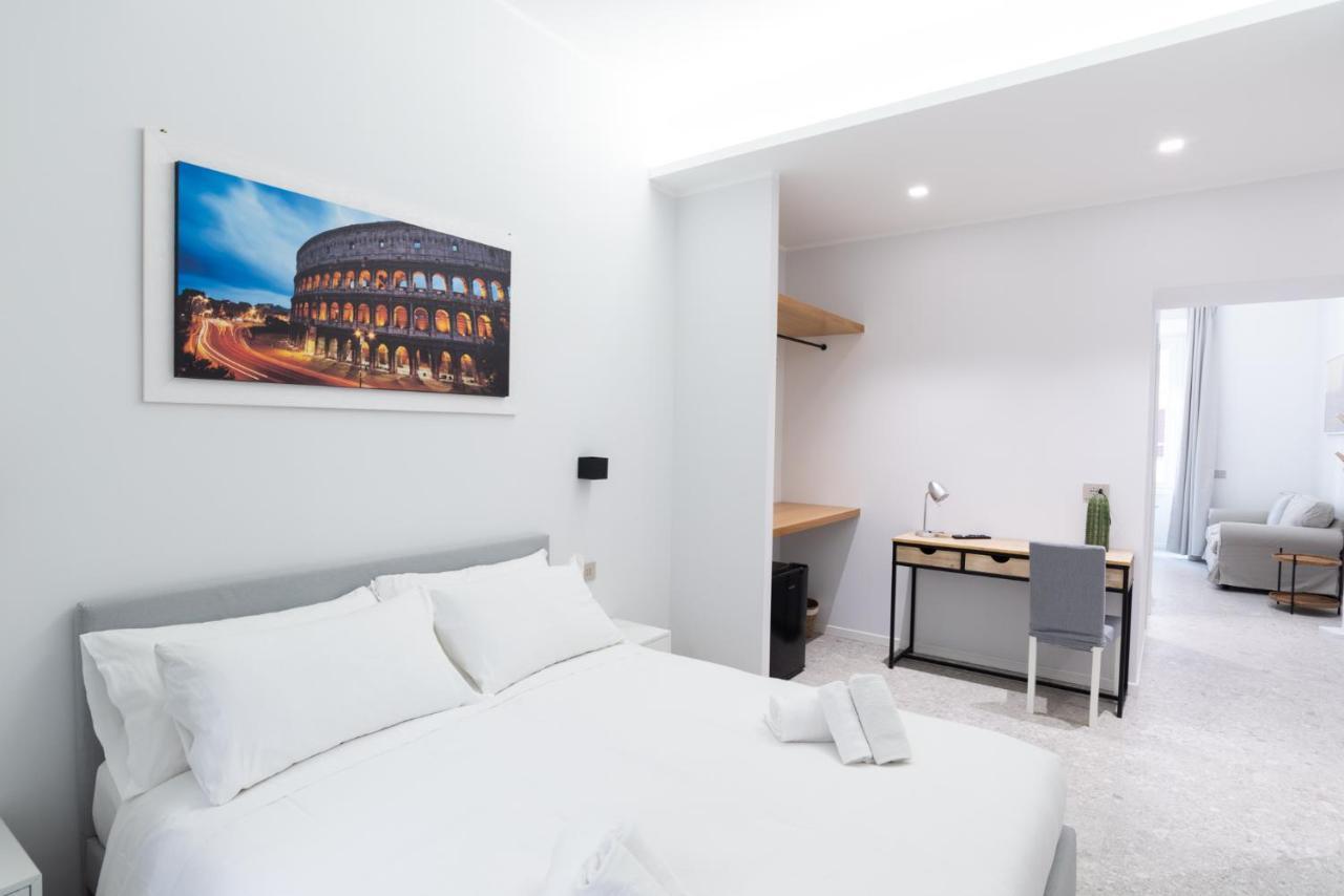 White Home Suite And Rooms Rom Exterior foto