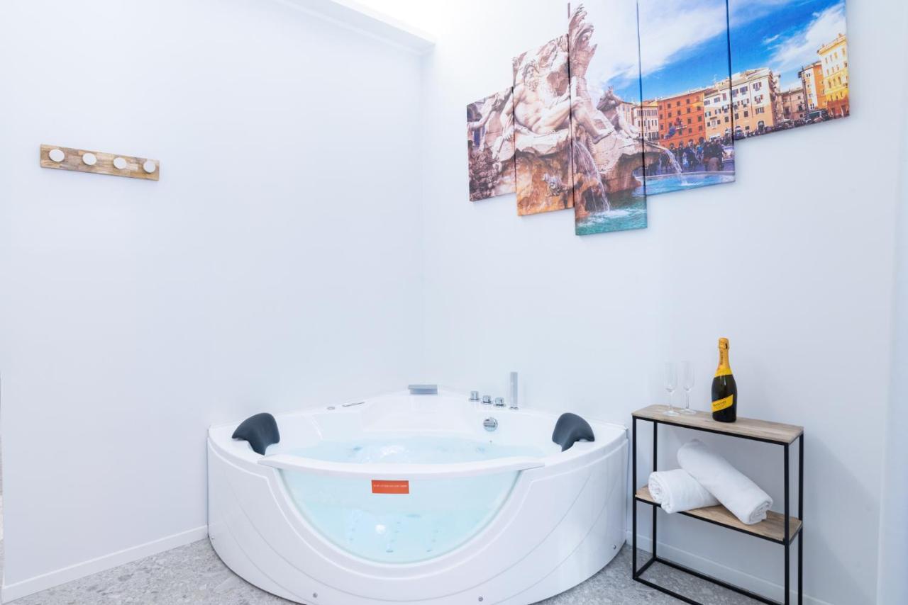 White Home Suite And Rooms Rom Exterior foto